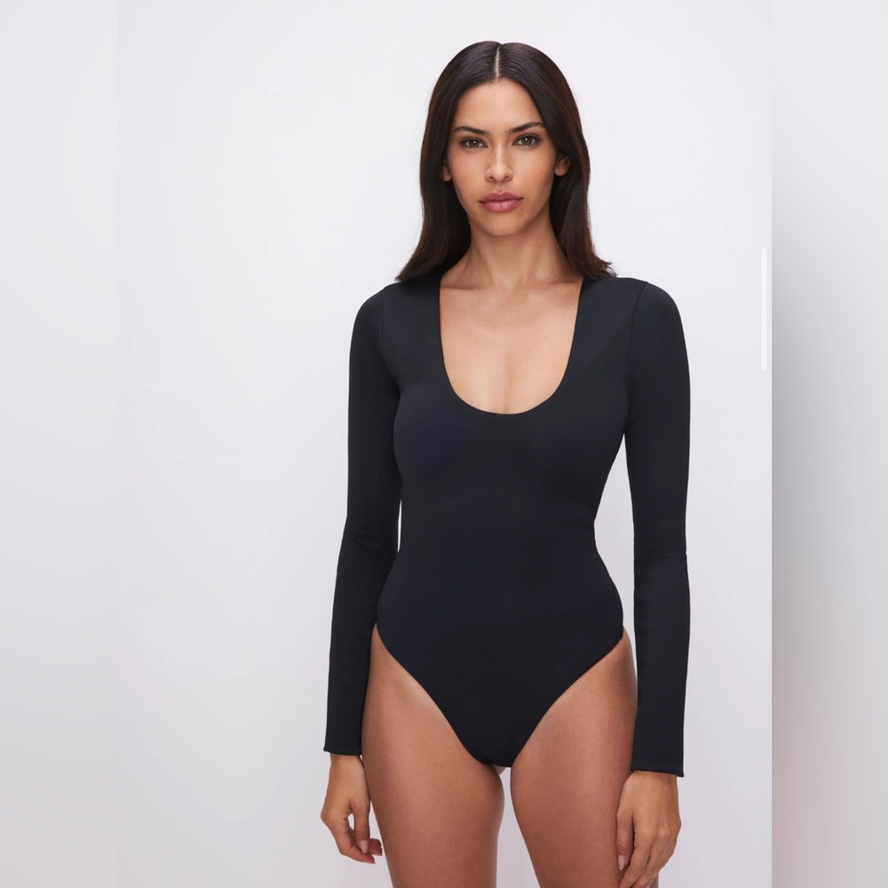 NWT Good American Deep Scoop Neck Bodysuit